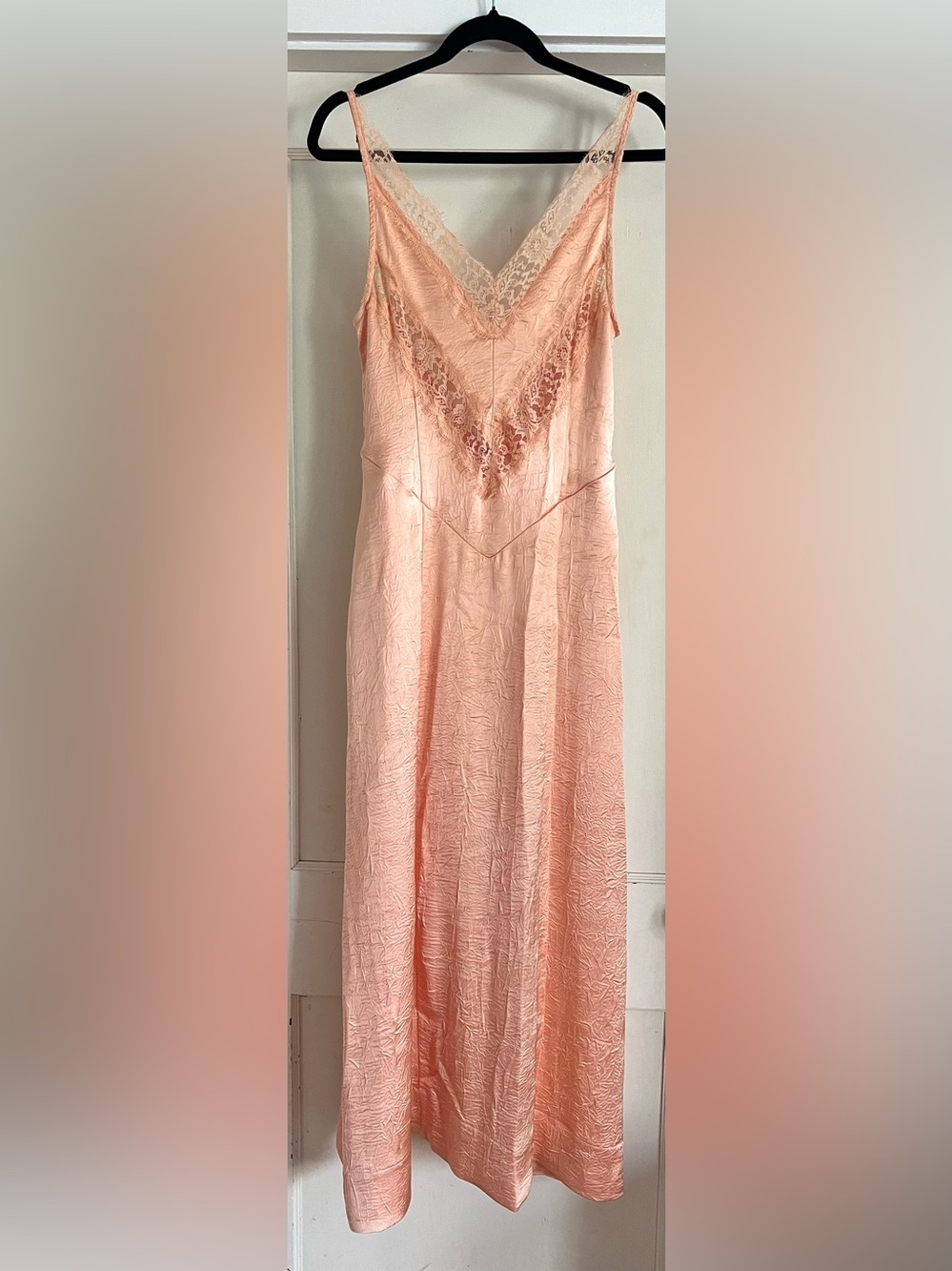 Free People Maybe Forever V Neck Satin Maxi Dress in Orange Bellini Size 0 NWT - Picture 2 of 16